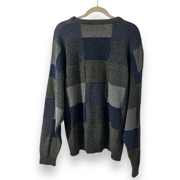 Vintage David Taylor Gray Green Blue Checkered Crewneck Sweater Men’s Size XL - Picture 2 of 12